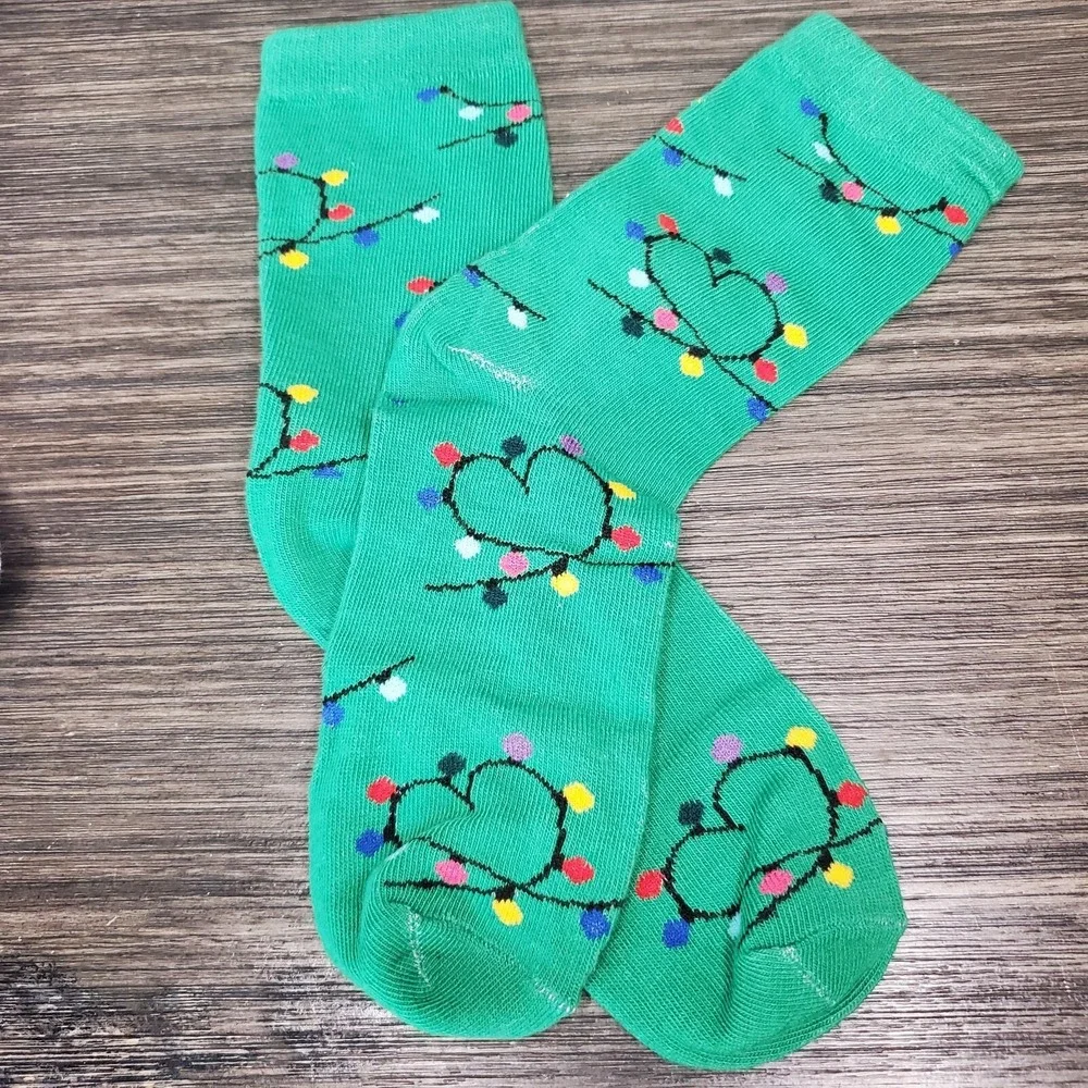 Assorted 5 Pair Women's Christmas Themed Crew Socks Lightweight - Shoe Size 4-9